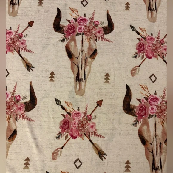 L&B Floral Skull Print Top - Pink and Cream - Picture 10 of 10